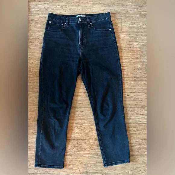 Madewell Black Classic Straight Jean, Size 28 - Picture 2 of 6